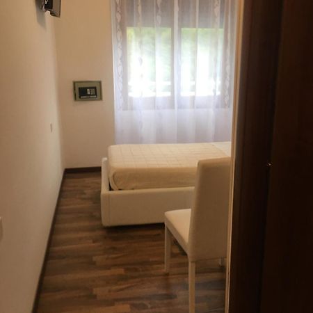 Albergo Al Lago アンフォ エクステリア 写真