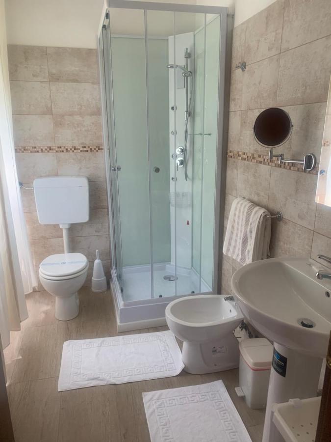 Albergo Al Lago アンフォ エクステリア 写真