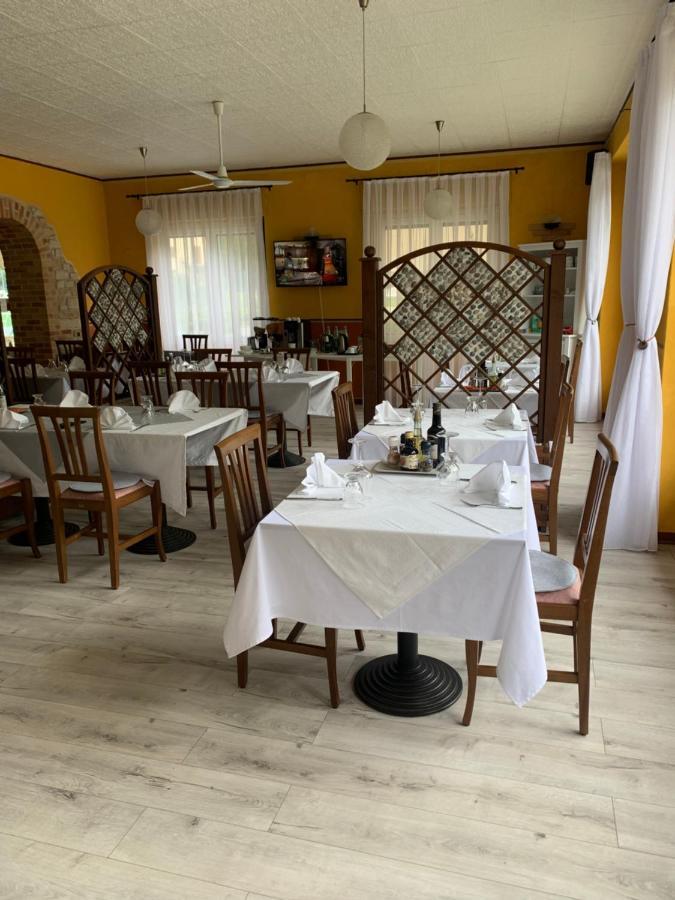 Albergo Al Lago アンフォ エクステリア 写真