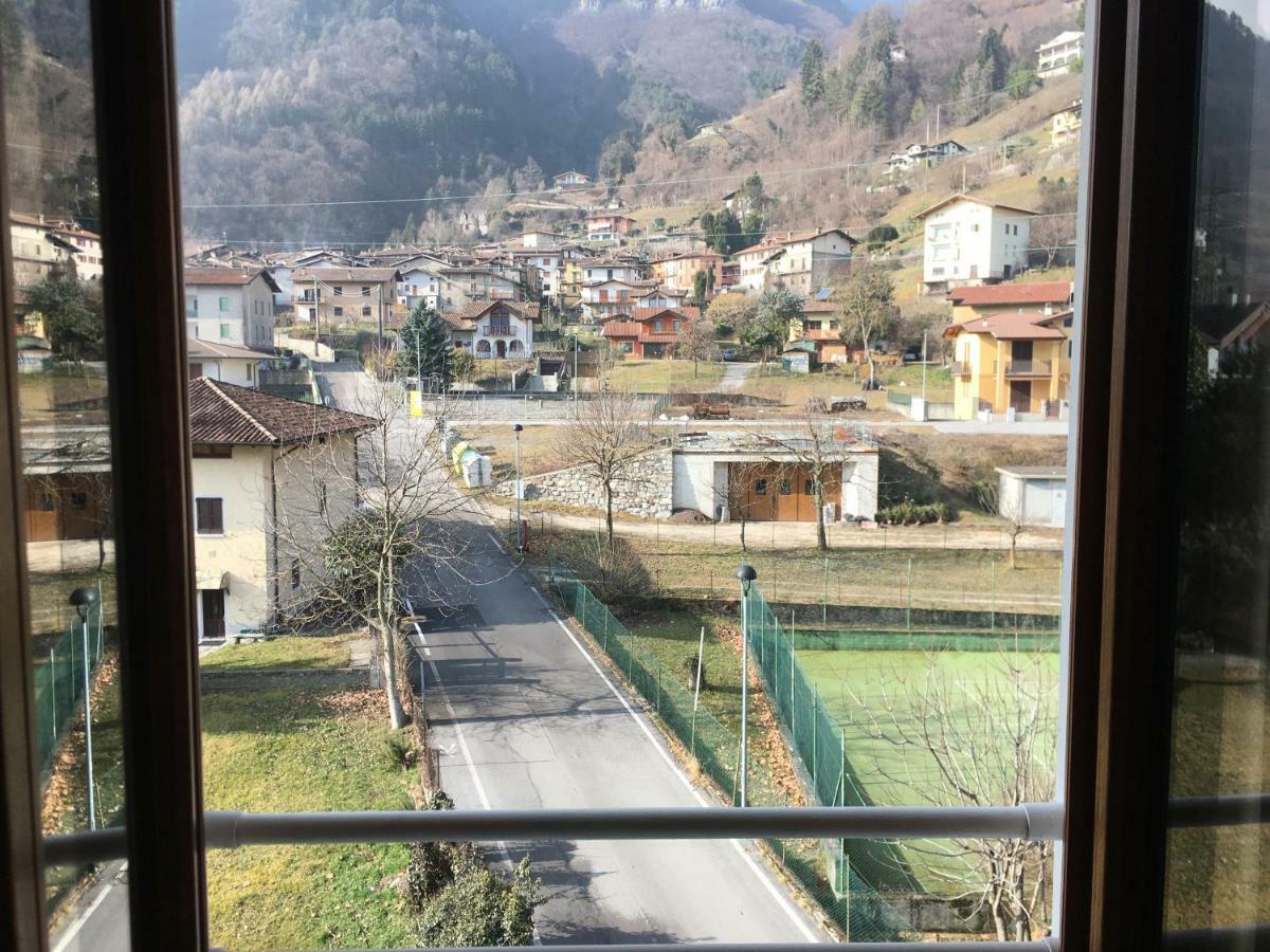 Albergo Al Lago アンフォ エクステリア 写真